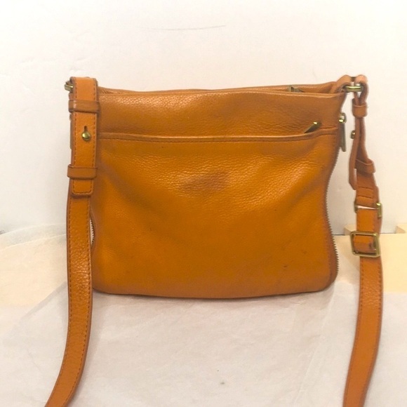 Fossil Preston Leather crossbody In orange - Picture 4 of 14